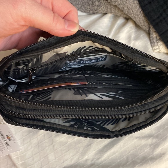 NWT!! - Lug Coupe XL in Midnight Black!!! - Picture 3 of 6